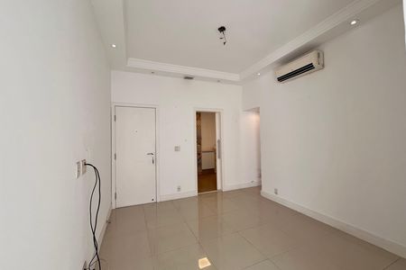Apartamento à venda com 59m², 1 quarto e sem vaga Apartamento à venda com 59m², 1 quarto e sem vagaSala