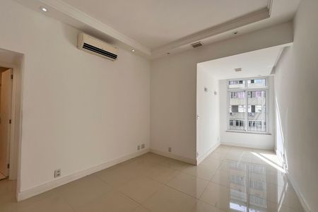 Apartamento à venda com 59m², 1 quarto e sem vaga Apartamento à venda com 59m², 1 quarto e sem vagaSala