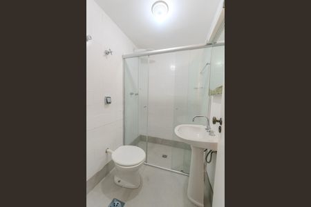 Apartamento à venda com 105m², 4 quartos e 1 vaga Apartamento à venda com 105m², 4 quartos e 1 vagaBanheiro da Suíte 1