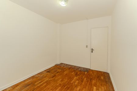 Apartamento à venda com 105m², 4 quartos e 1 vaga Apartamento à venda com 105m², 4 quartos e 1 vagaQuarto 1
