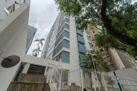 Apartamento à venda com 105m², 4 quartos e 1 vaga Apartamento à venda com 105m², 4 quartos e 1 vagaFachada