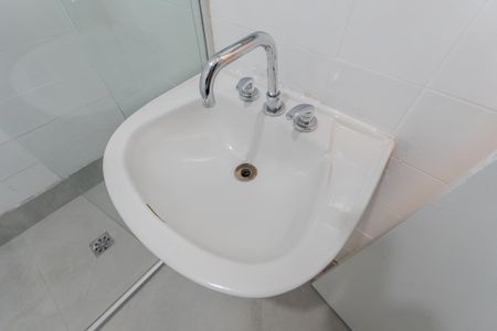 Apartamento à venda com 105m², 4 quartos e 1 vaga Apartamento à venda com 105m², 4 quartos e 1 vagaBanheiro da Suíte 1