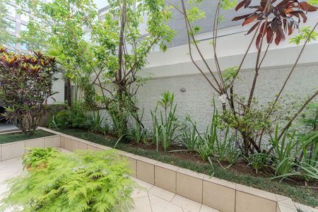 Apartamento à venda com 105m², 4 quartos e 1 vaga Apartamento à venda com 105m², 4 quartos e 1 vagaÁrea comum