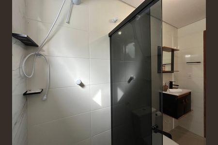 Banheiro  de apartamento para alugar com 1 quarto, 43m² em Morro das Pedras, Florianópolis