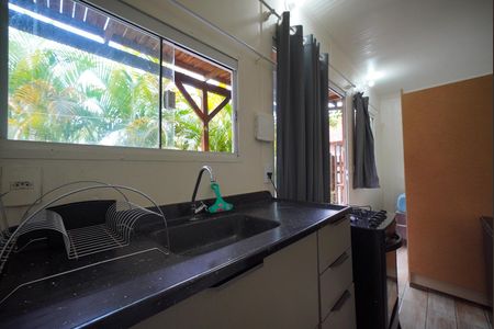 Kitnet de casa para alugar com 1 quarto, 55m² em Rio Tavares, Florianópolis