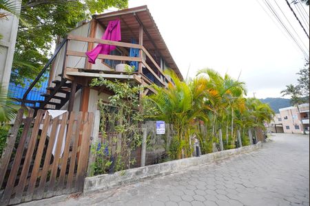 Casa para alugar com 55m², 1 quarto e 1 vagaFachada
