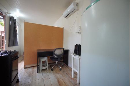 Casa para alugar com 55m², 1 quarto e 1 vagaSala - Cozinha