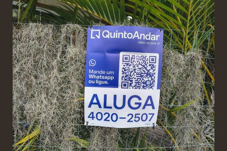 Casa para alugar com 55m², 1 quarto e 1 vaga Casa para alugar com 55m², 1 quarto e 1 vagaPlaca