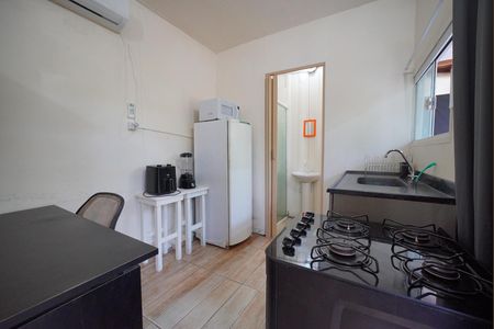 Kitnet de casa para alugar com 1 quarto, 55m² em Rio Tavares, Florianópolis