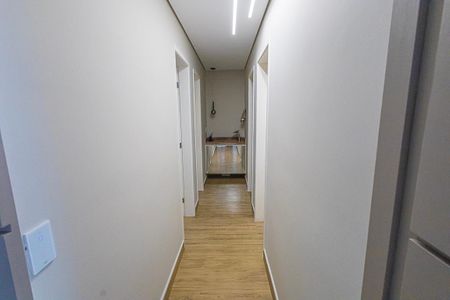 Apartamento para alugar com 71m², 3 quartos e 2 vagas Apartamento para alugar com 71m², 3 quartos e 2 vagascorredor