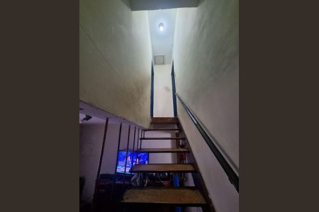 Escada de casa à venda com 2 quartos, 64m² em Vila Prudente, São Paulo