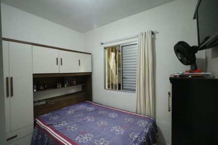 Casa à venda com 175m², 3 quartos e 2 vagas Casa à venda com 175m², 3 quartos e 2 vagasQuarto 2