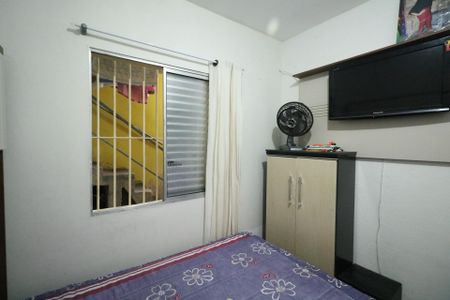 Casa à venda com 175m², 3 quartos e 2 vagas Casa à venda com 175m², 3 quartos e 2 vagasQuarto 2