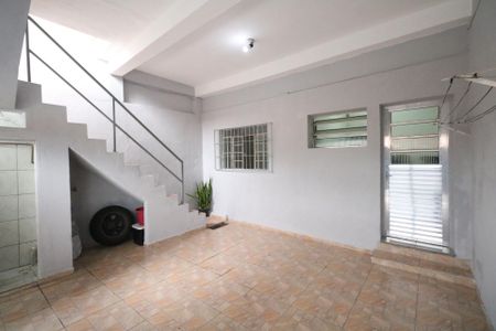 Casa à venda com 175m², 3 quartos e 2 vagas Casa à venda com 175m², 3 quartos e 2 vagasGaragem