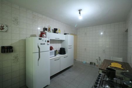 Casa à venda com 175m², 3 quartos e 2 vagas Casa à venda com 175m², 3 quartos e 2 vagasCozinha