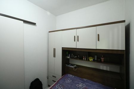 Casa à venda com 175m², 3 quartos e 2 vagas Casa à venda com 175m², 3 quartos e 2 vagasQuarto 2