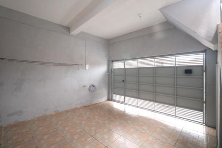 Casa à venda com 175m², 3 quartos e 2 vagas Casa à venda com 175m², 3 quartos e 2 vagasGaragem