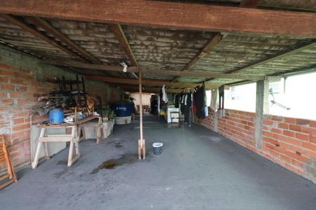 Casa à venda com 175m², 3 quartos e 2 vagas Casa à venda com 175m², 3 quartos e 2 vagasTerraço