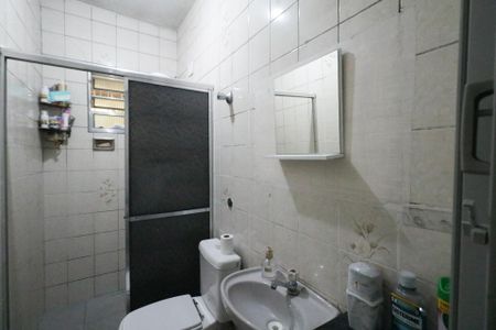 Casa à venda com 175m², 3 quartos e 2 vagas Casa à venda com 175m², 3 quartos e 2 vagasBanheiro