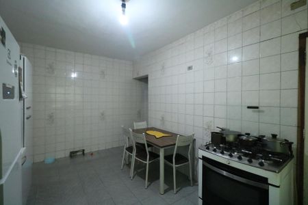 Casa à venda com 175m², 3 quartos e 2 vagas Casa à venda com 175m², 3 quartos e 2 vagasCozinha
