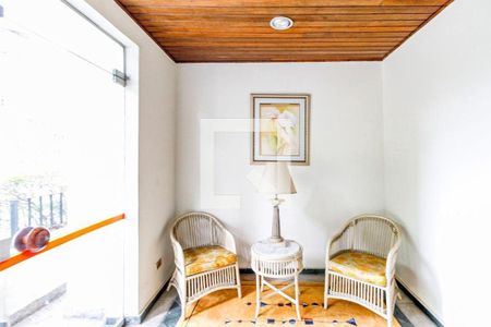 Apartamento à venda com 74m², 2 quartos e 1 vaga Apartamento à venda com 74m², 2 quartos e 1 vagaSala de Jantar