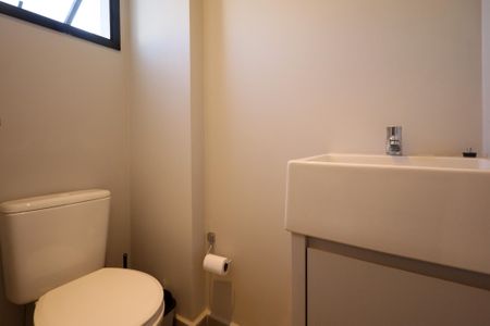 Apartamento para alugar com 188m², 2 quartos e 3 vagasBanheiro de serviço 