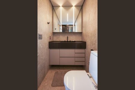 Apartamento para alugar com 188m², 2 quartos e 3 vagasBanheiro da Suíte 1