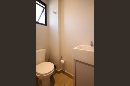 Apartamento para alugar com 188m², 2 quartos e 3 vagasBanheiro de serviço 