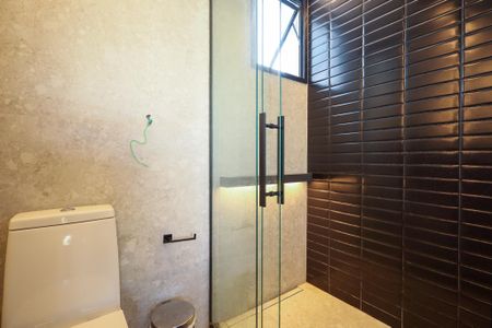 Apartamento para alugar com 188m², 2 quartos e 3 vagasBanheiro da Suíte 1