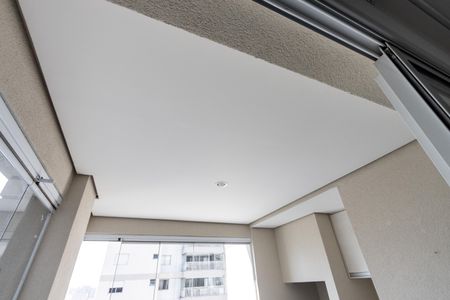 Apartamento para alugar com 66m², 2 quartos e 1 vaga Apartamento para alugar com 66m², 2 quartos e 1 vagaVaranda