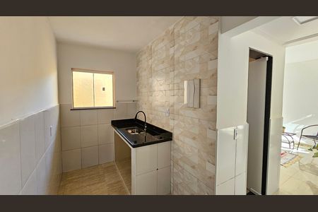 Cozinha de apartamento para alugar com 2 quartos, 65m² em Vila Emil, Mesquita
