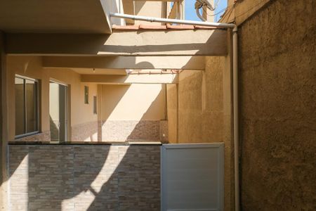 Studio para alugar com 65m², 2 quartos e sem vaga Studio para alugar com 65m², 2 quartos e sem vagaEntrada