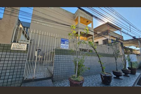 Fachada de apartamento para alugar com 2 quartos, 65m² em Vila Emil, Mesquita
