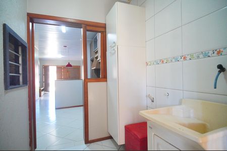 Casa à venda com 75m², 3 quartos e 2 vagasÁrea de Serviço