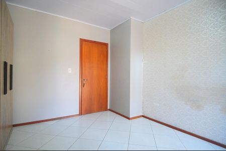 Casa à venda com 75m², 3 quartos e 2 vagasSuíte