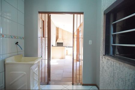 Casa à venda com 75m², 3 quartos e 2 vagasÁrea de Serviço