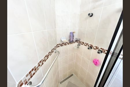 Apartamento à venda com 74m², 3 quartos e 2 vagasBanheiro da Suíte 1/2