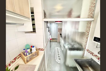 Apartamento à venda com 74m², 3 quartos e 2 vagasCozinha e Área de Serviço