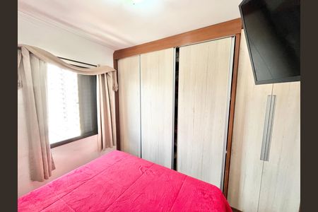 Apartamento à venda com 74m², 3 quartos e 2 vagasQuarto 3 - Suíte