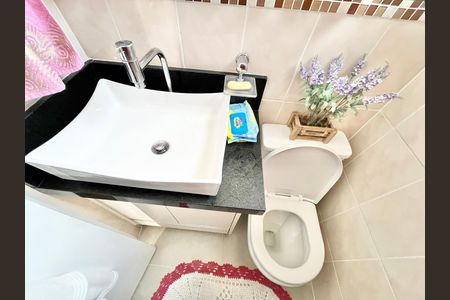 Apartamento à venda com 74m², 3 quartos e 2 vagasBanheiro da Suíte 1/2
