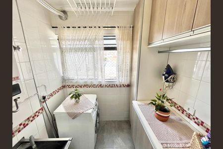 Apartamento à venda com 74m², 3 quartos e 2 vagasÁrea de Serviço