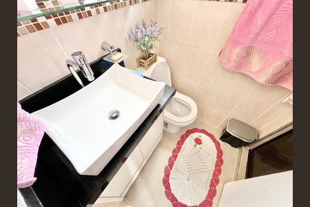 Apartamento à venda com 74m², 3 quartos e 2 vagasBanheiro da Suíte 1/2