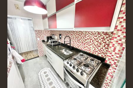 Apartamento à venda com 74m², 3 quartos e 2 vagasCozinha