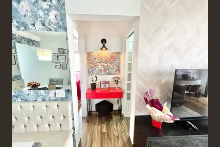 Apartamento à venda com 74m², 3 quartos e 2 vagasCorredor