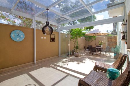 Casa de condomínio à venda com 470m², 4 quartos e 6 vagas Casa de condomínio à venda com 470m², 4 quartos e 6 vagasFoto 07
