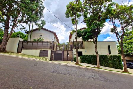 Casa de condomínio à venda com 470m², 4 quartos e 6 vagas Casa de condomínio à venda com 470m², 4 quartos e 6 vagasFoto 46