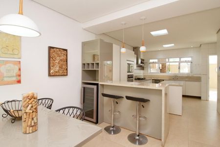 Casa de condomínio à venda com 470m², 4 quartos e 6 vagas Casa de condomínio à venda com 470m², 4 quartos e 6 vagasFoto 18