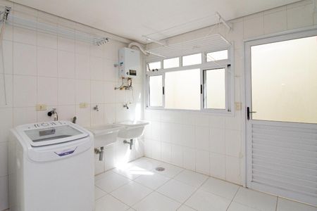 Casa de condomínio à venda com 470m², 4 quartos e 6 vagas Casa de condomínio à venda com 470m², 4 quartos e 6 vagasFoto 47