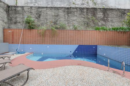 Apartamento para alugar com 40m², 2 quartos e 1 vaga Apartamento para alugar com 40m², 2 quartos e 1 vagaÁrea comum - Piscina