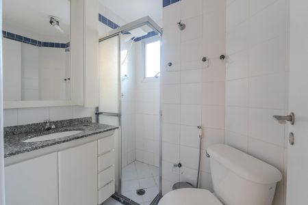 Banheiro de apartamento para alugar com 2 quartos, 40m² em Bela Vista, São Paulo